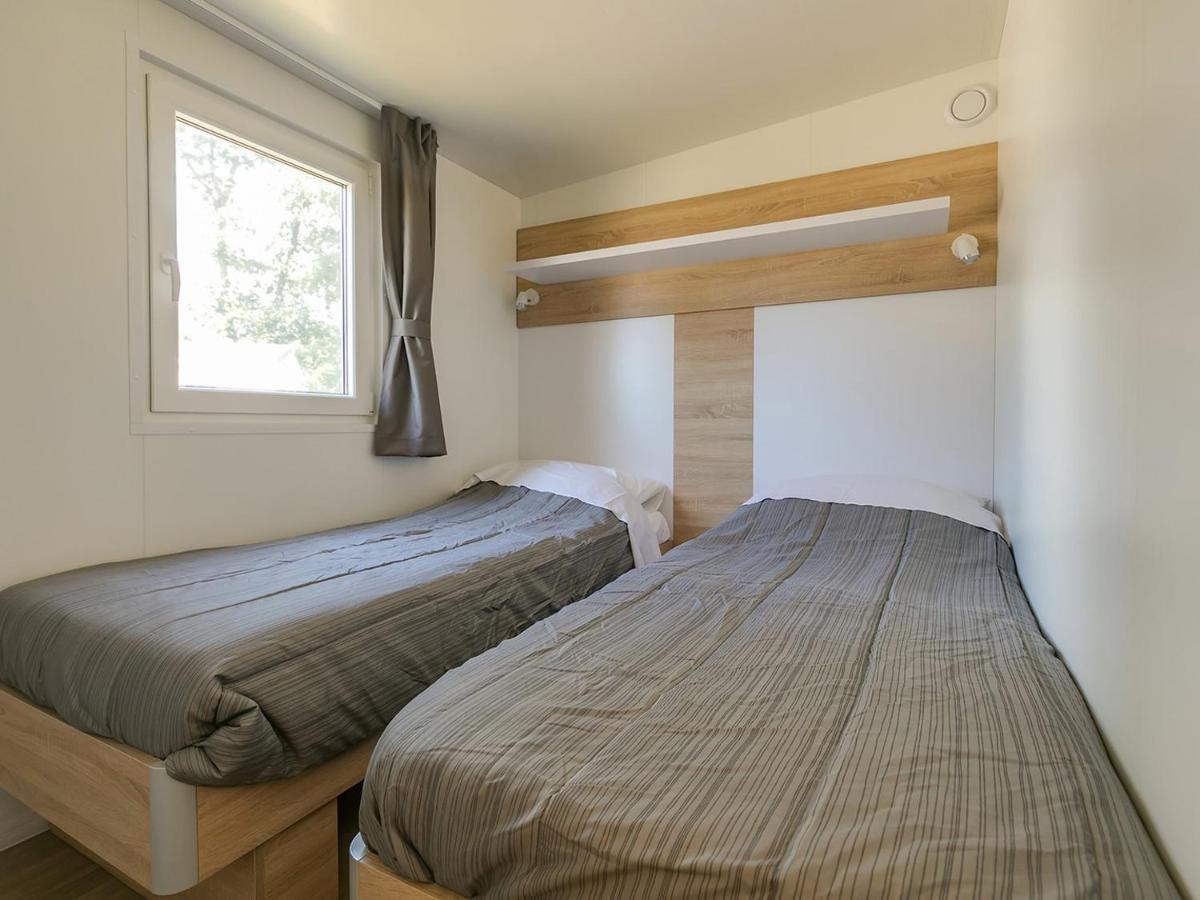 Adriamar Mobile Homes In Camping Park ウマグ エクステリア 写真