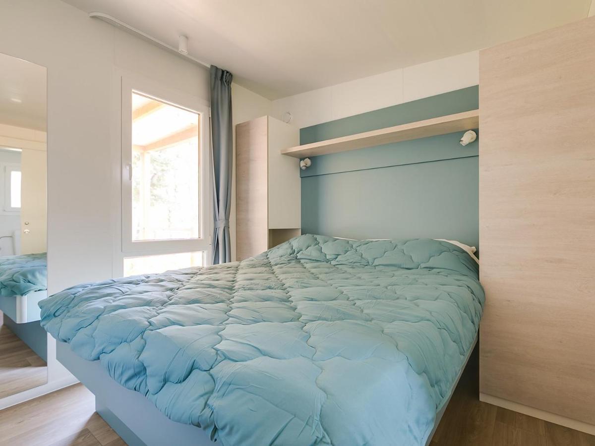 Adriamar Mobile Homes In Camping Park ウマグ エクステリア 写真
