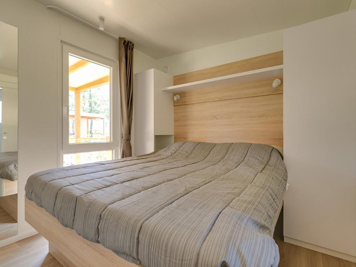 Adriamar Mobile Homes In Camping Park ウマグ エクステリア 写真