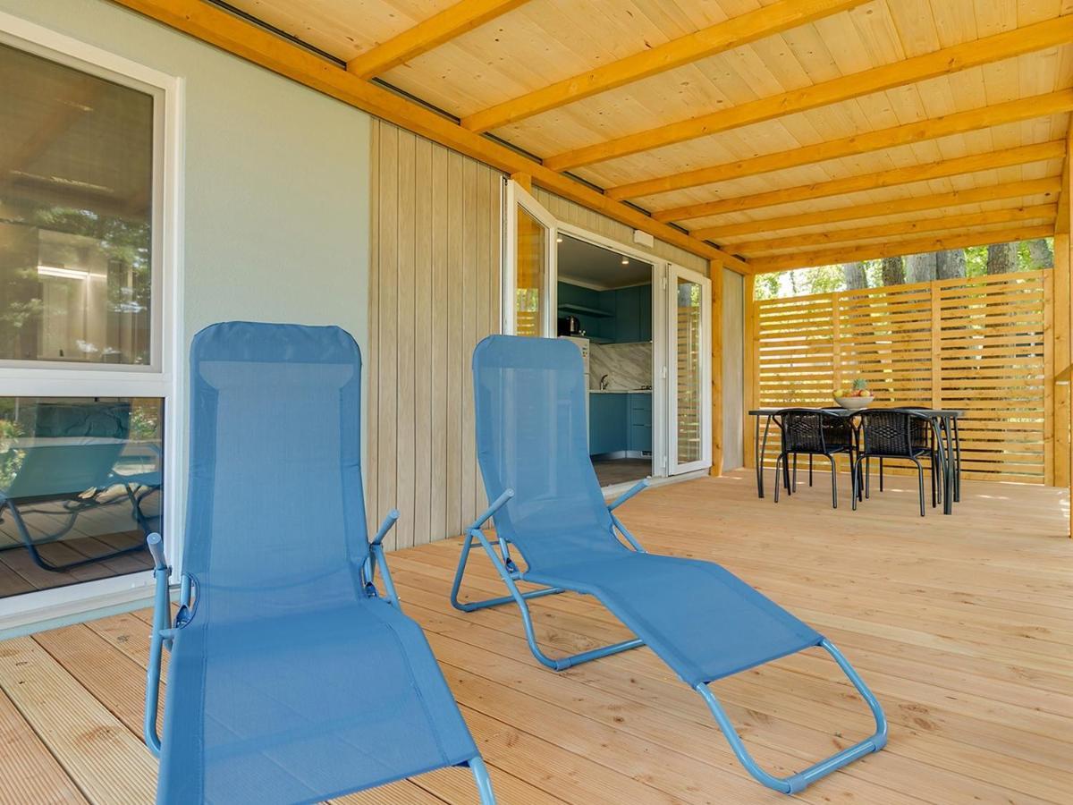 Adriamar Mobile Homes In Camping Park ウマグ エクステリア 写真