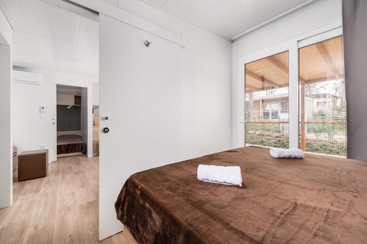 Adriamar Mobile Homes In Camping Park ウマグ エクステリア 写真